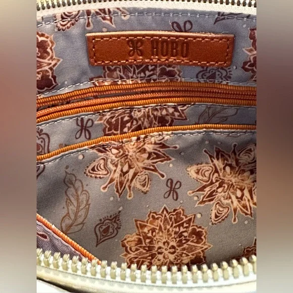 HOBO Refine Double Strap Shoulder Bag - Latte Cream with Gold Hardware - Picture 10 of 17